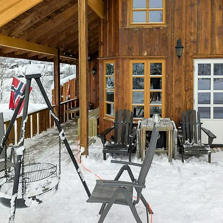 With Views Near Haukelifjell Tatil Evi Nesland